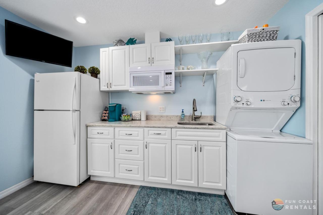 ניו סמירנה ביץ' Dog Friendly Loft Steps From Beach With Gas Barbecue Grill And Upstairs Deck! מראה חיצוני תמונה
